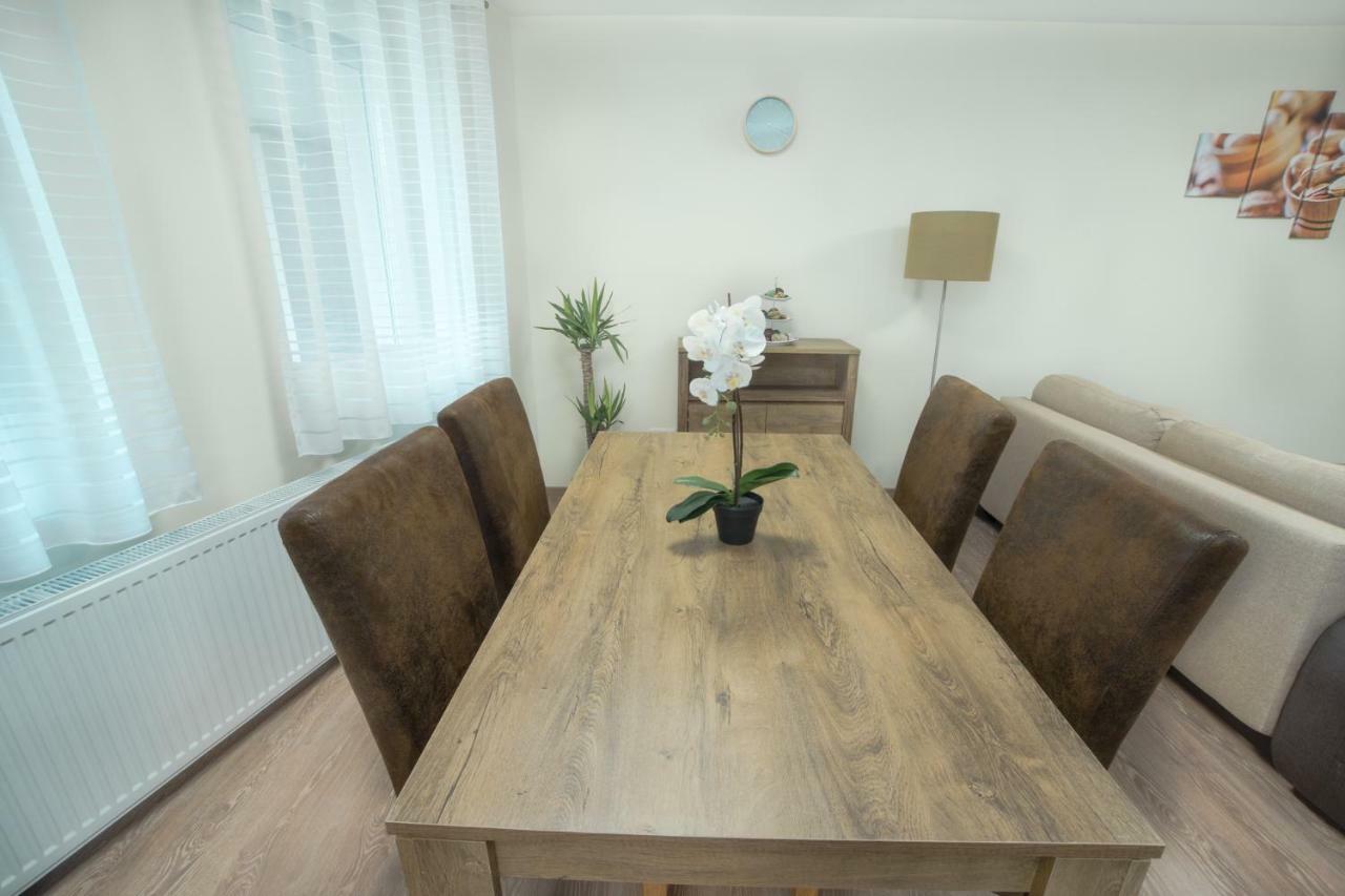 Ferienwohnung Pisztacia Apartman Erlau Exterior foto